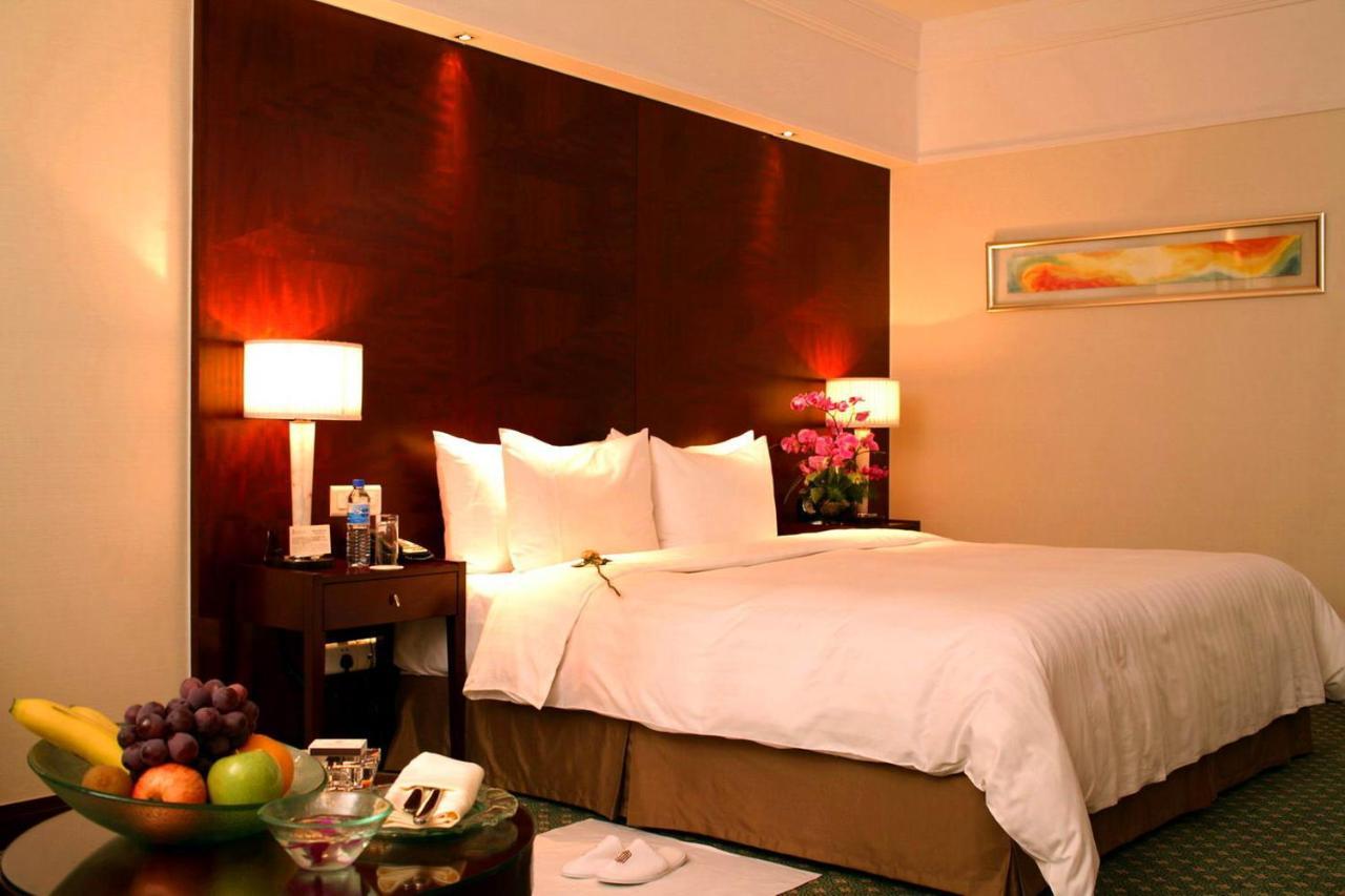 Sheraton Ningbo Hotel - Tianyi Square Luaran gambar