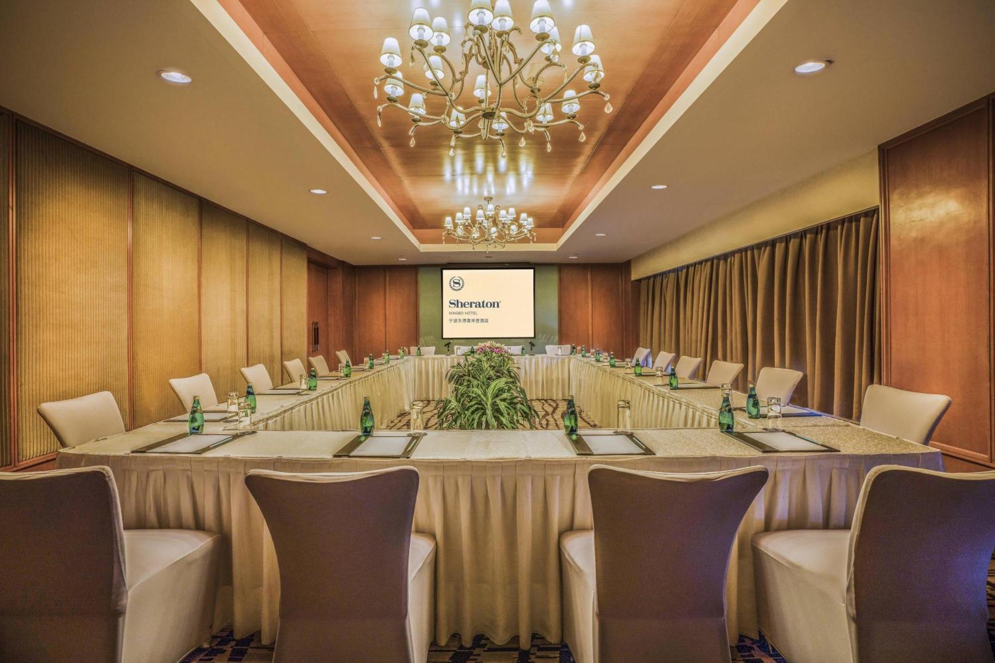Sheraton Ningbo Hotel - Tianyi Square Luaran gambar