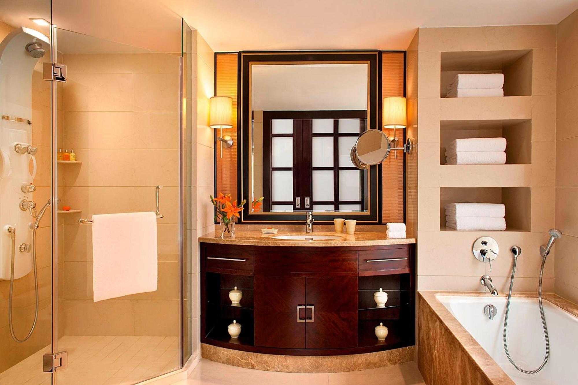 Sheraton Ningbo Hotel - Tianyi Square Luaran gambar