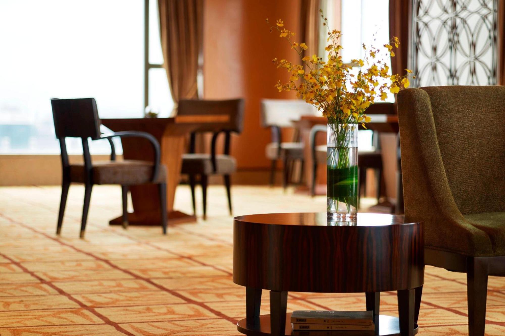 Sheraton Ningbo Hotel - Tianyi Square Luaran gambar