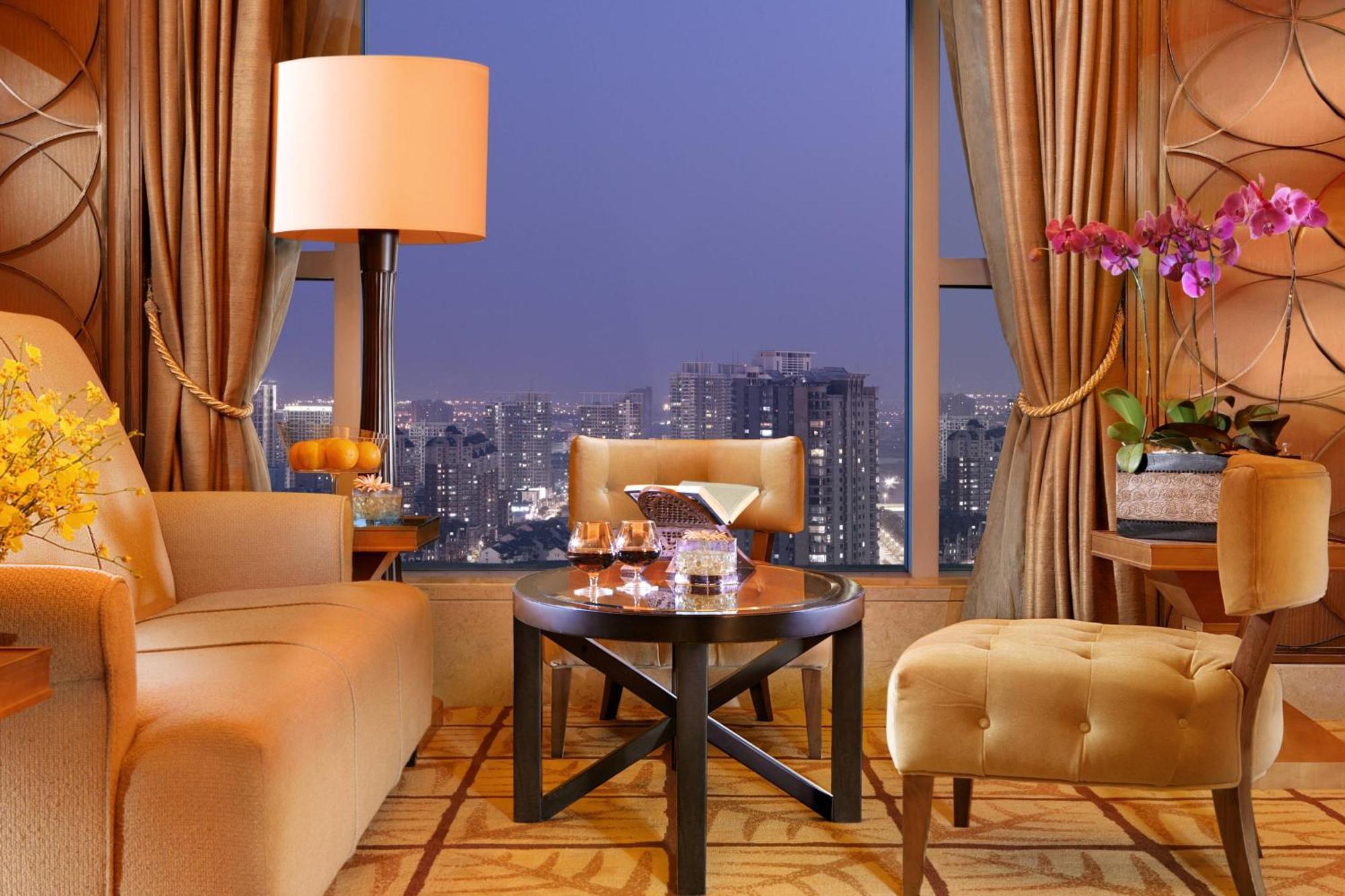 Sheraton Ningbo Hotel - Tianyi Square Luaran gambar